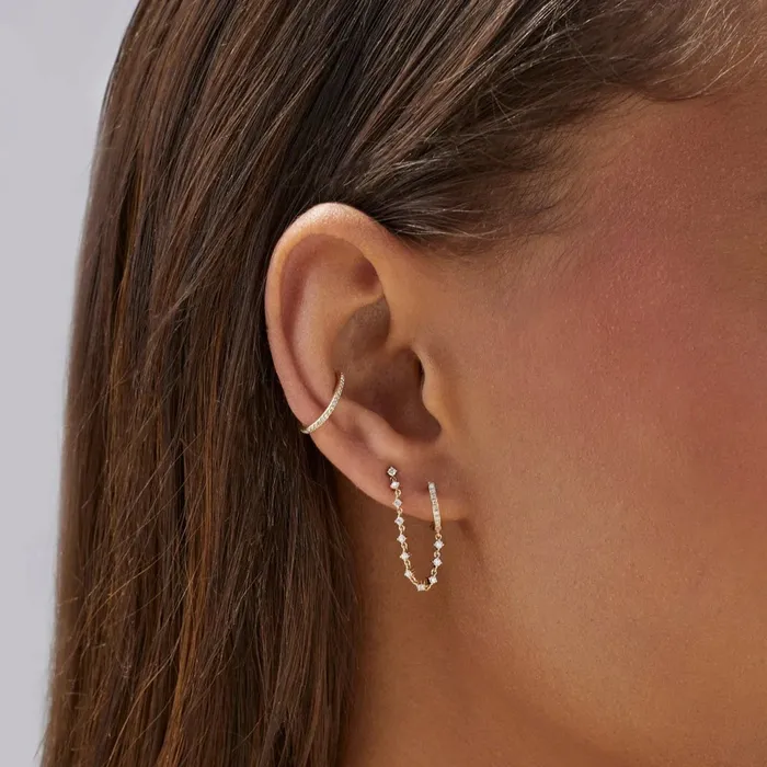 Earrings ef collection Diamond Mini Huggie Prong Set Chain Stud Earring