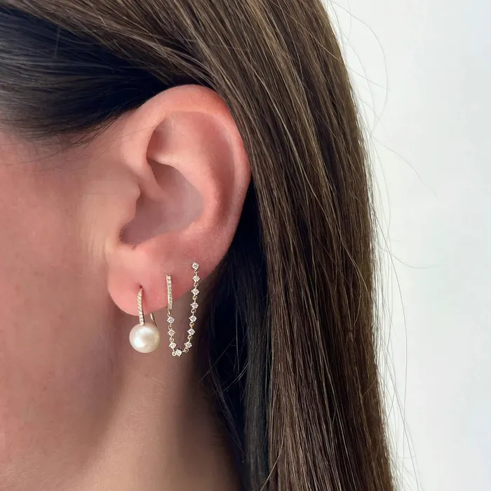 Earrings ef collection Diamond Mini Huggie Prong Set Chain Stud Earring